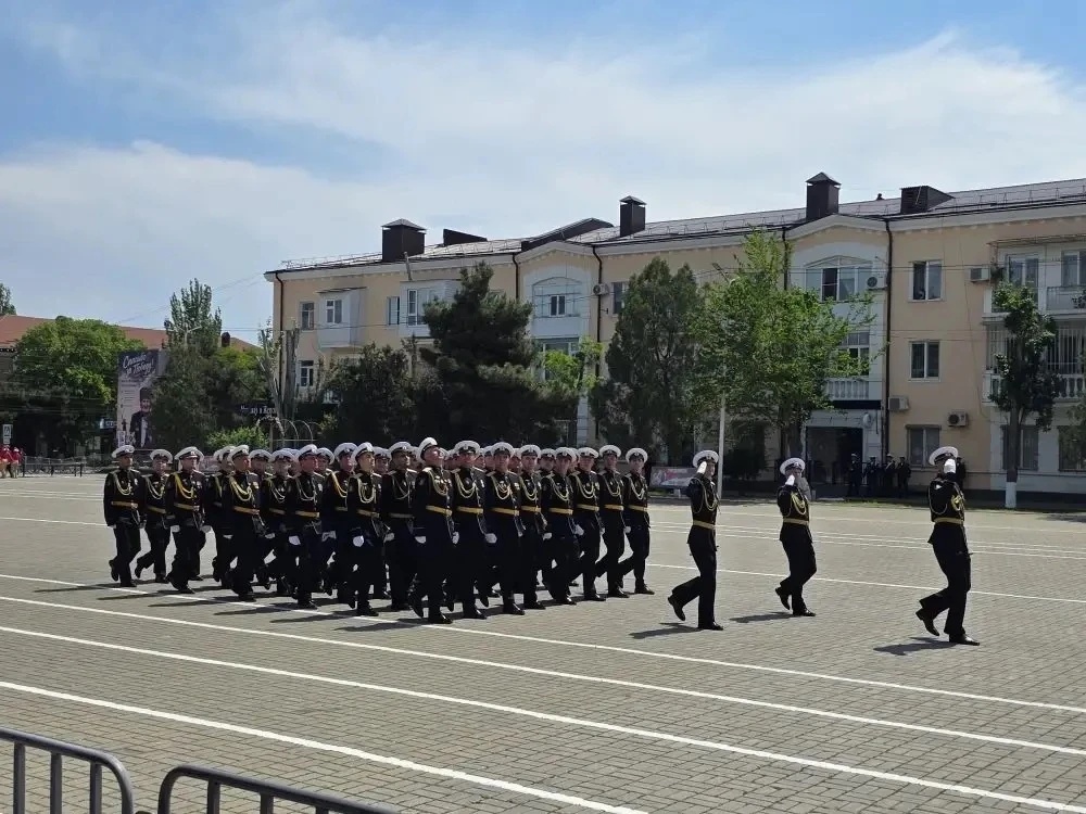 На площади в Каспийске прошел Парад в честь 81-й годовщины Великой Победы!